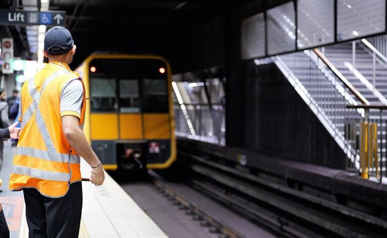 improve online platform branding